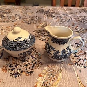 Churchill Blue Willow Sugar & Creamer Set